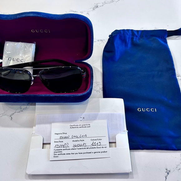 Gucci Aviator Sunglasses - Picture 5 of 5